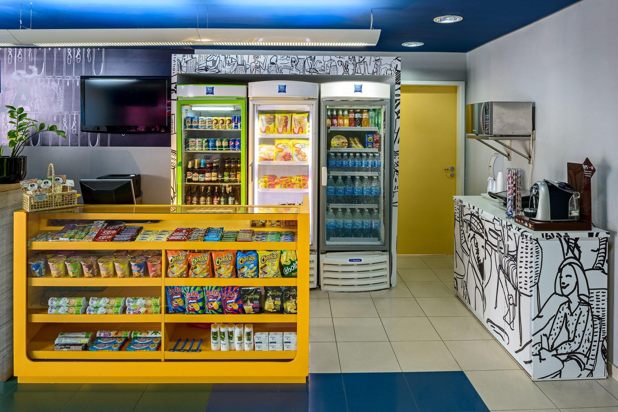 Ibis Budget Belem Экстерьер фото